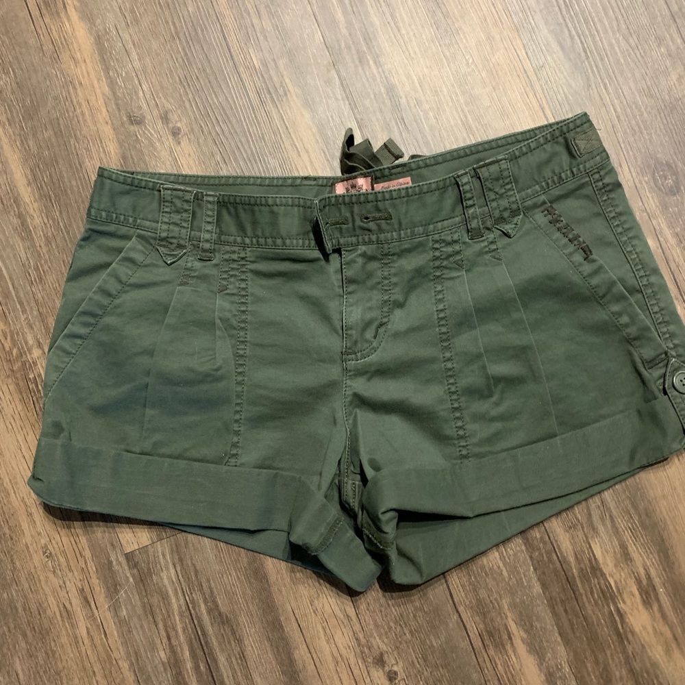 Juicy Dark Green shorts - size 6
